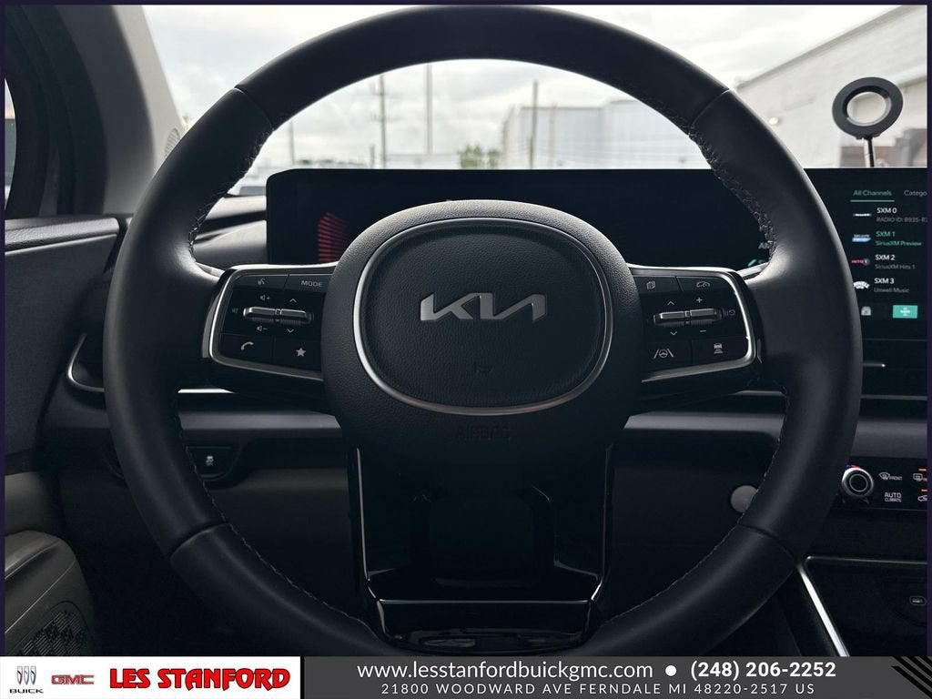 2025 Kia Carnival EX