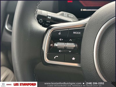 2025 Kia Carnival EX