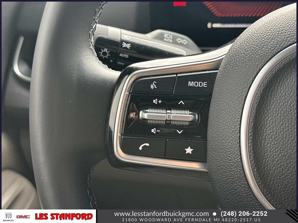 2025 Kia Carnival EX